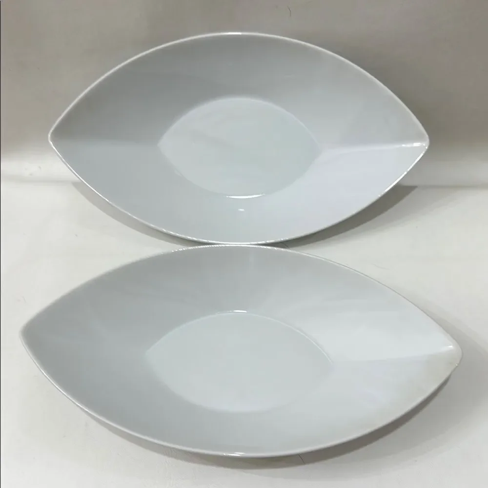 Rosenthal White Porcelain Modern Serveware Plates Dishes Germany Epoque Set Of 2
